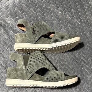 Sofft Olive Suede Women's Sandals